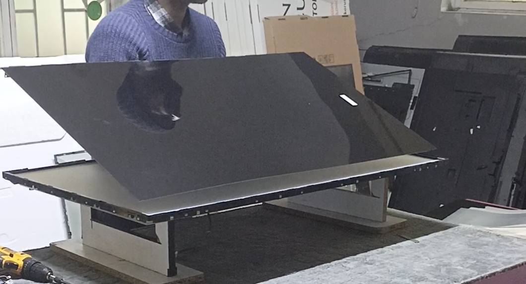 TV Ekran Değişimi Hizmeti